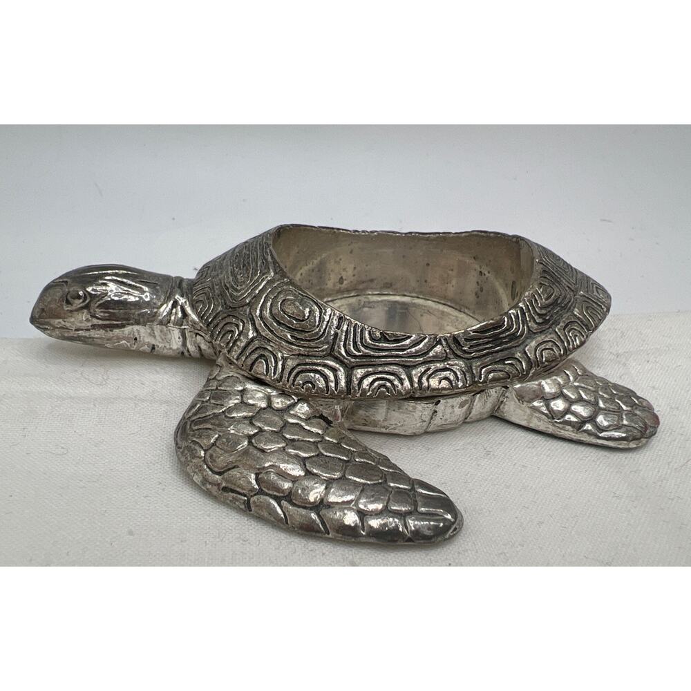 YANKEE CANDLE Silver Tone Etched Sea Turtle Tea Light Candle Holder ~ Retired